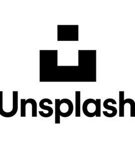 Unsplash est une banque d'images gratuites et libres de droits. On y trouve des milliers de photos en haute définition, parfaites pour les créateurs de contenu, les designers et les entreprises.